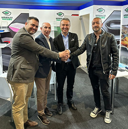 Acuerdo de distribución exclusiva de maquinaria de envasado APACK